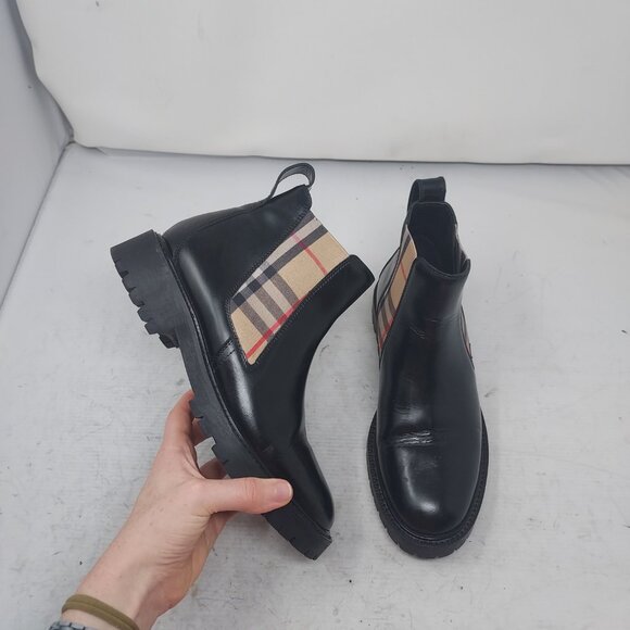 Burberry Check Black Leather Chelsea Boot - Picture 1 of 10